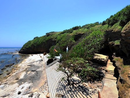 Chùa Hang Đảo Lý Sơn – Vẻ Đẹp Tâm Linh Giữa Lòng Biển Khơi