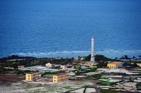 Hải đăng Lý Sơn – Check-in bảo vệ biển đảo giữa đại dương