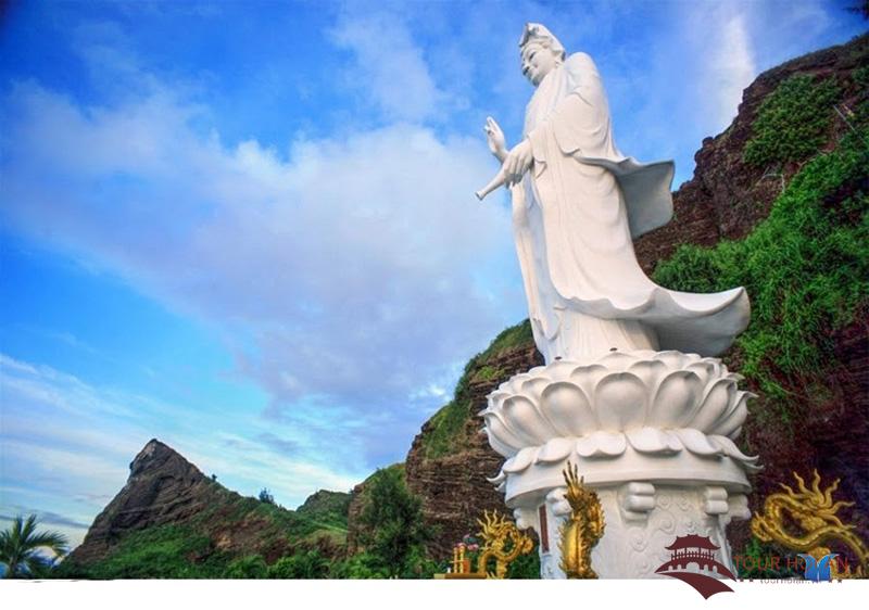 Chùa Đục (Quan Âm Đài) Lý Sơn